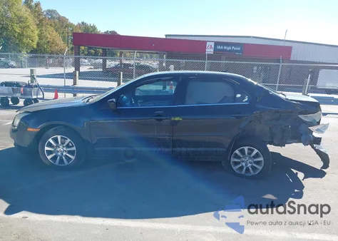 2009 Mercury Milan I4 из США, поврежденный, VIN 3MEHM07Z09R626946